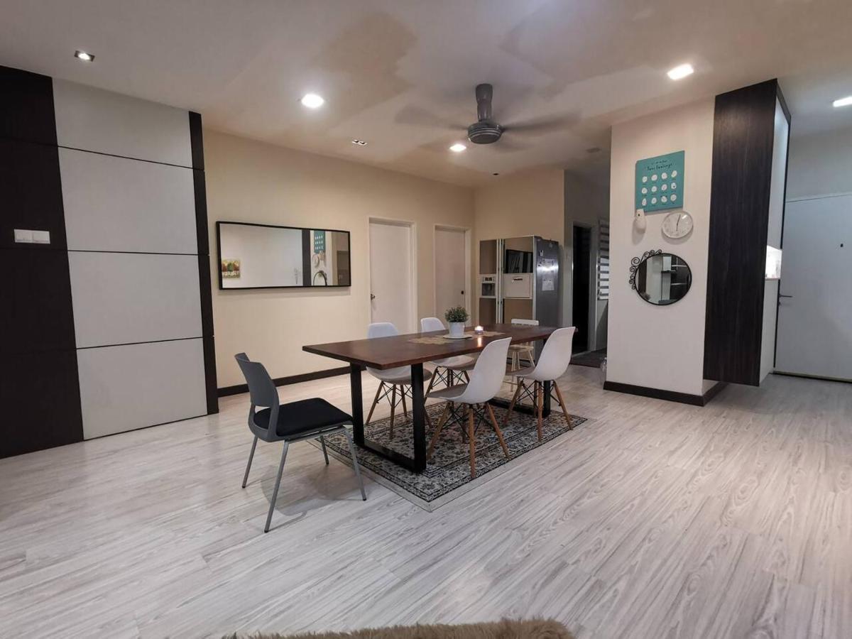 Enarahomes שאה אלאם מראה חיצוני תמונה